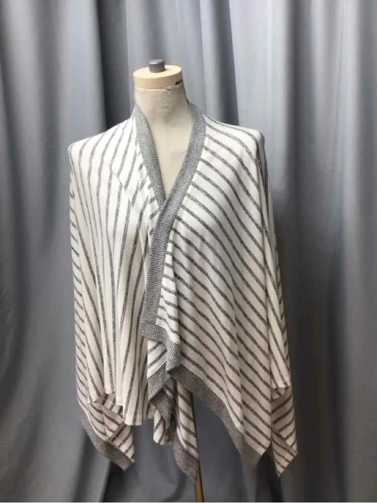 BANANA REPUBLIC Ladies SCARF