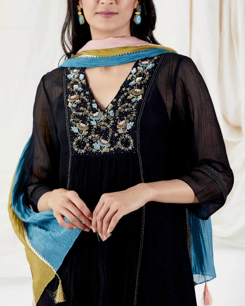 BLACK KURTA SETS