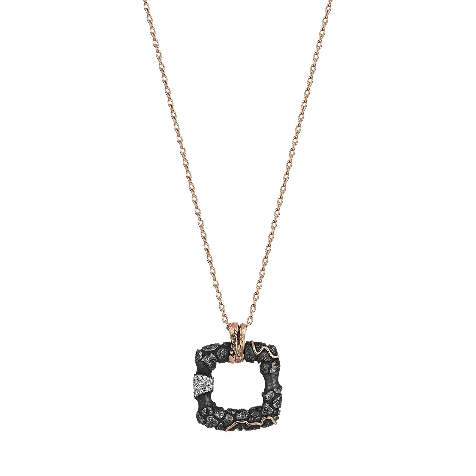 Cava Necklace