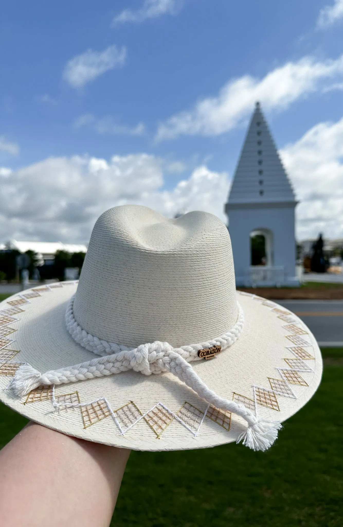 Corazon Playero Hat