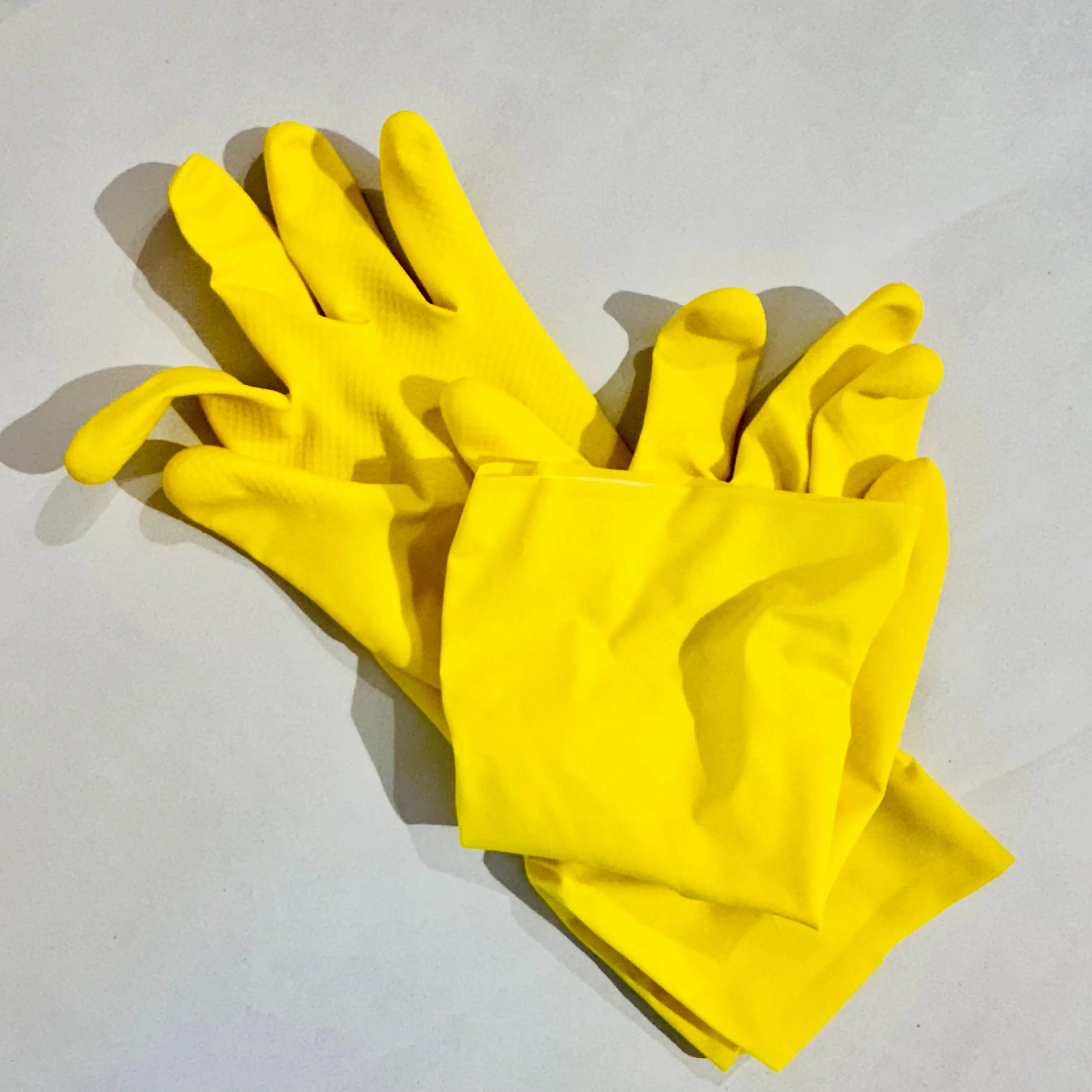 Fair Zone Durable Yellow Rubber Gloves - Medium Size