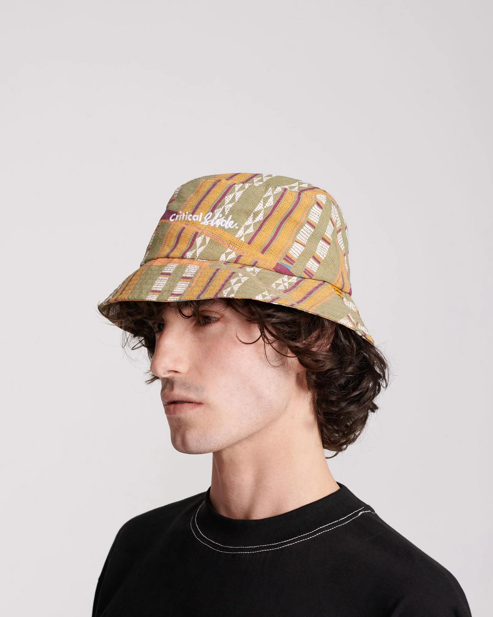 JEZZA BUCKET HAT