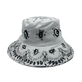 PAISLEY BUCKET HAT